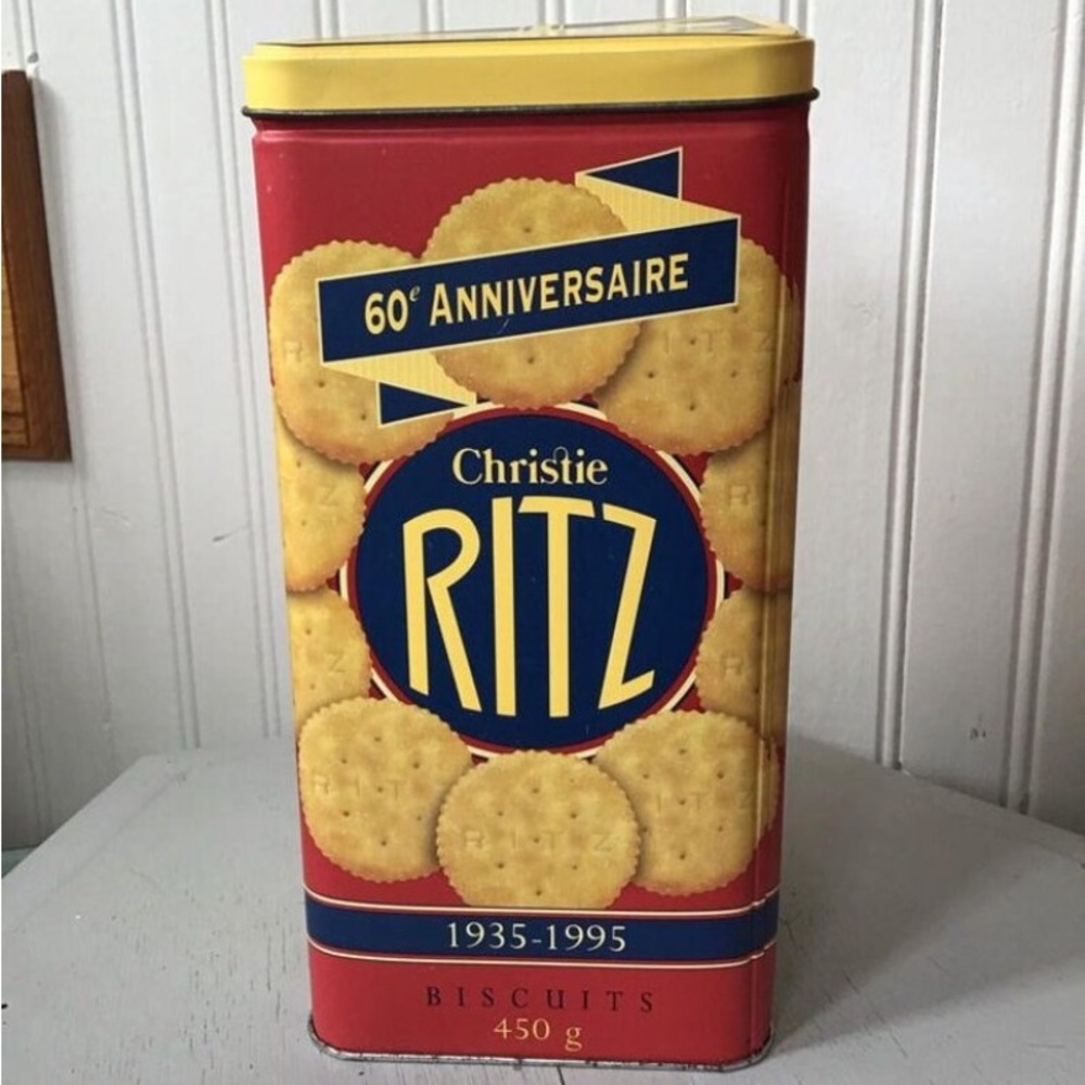 1995 Ritz cracker tin
